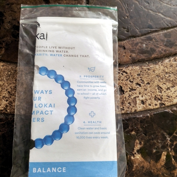 Lokai UNISEX Blue Water Bracelet NWT - Picture 2 of 2